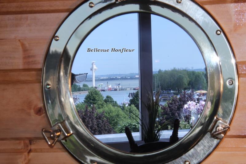 Апартаменти Le Bellevue - Beautiful Sea View Онфлер Екстер'єр фото